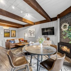 Miners Candle 2BR | King Bed, In-Unit Laundry | Sleeps 6