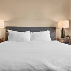 One Ski Hill Place 1BR | Central AC, Spa & Garage | Sleeps 4
