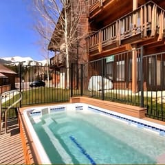 Tyra 3BR Ski-In/Ski-Out | Snowflake Lift & Main St | Sleeps 8