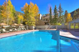 Keystone Studio | Walk to Lake, Pool & Hot Tub | Sleeps 2 - Image 3