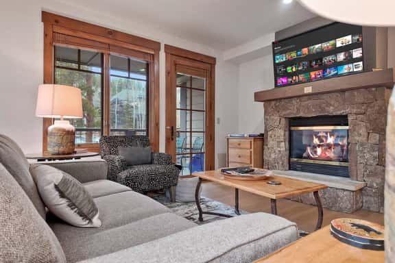 Mountain Thunder Lodge 2BR | Gondola & heated pool - Image 1