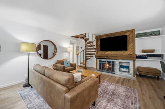 Keystone 2BR | 5 min to River Run | Sleeps 4 - Image 4