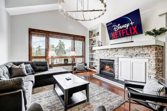 Blue Sky 3BR Penthouse | Peak 9 Gondola & Spa | Sleeps 10 - Image 4