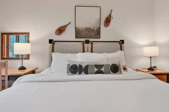 Mountain Thunder Lodge 2BR | Pool View, Gondola Tunnel | Sleeps 7 - Image 4
