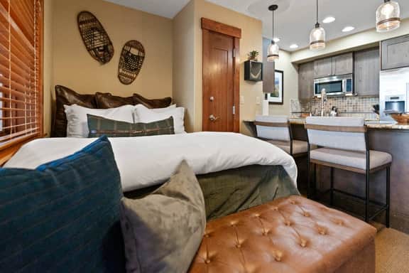 One Ski Hill Place Studio | Peak 8 Base, Spa & Pool | Sleeps 4 - Image 2