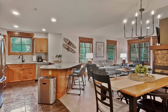 Mountain Thunder Lodge 2BR | Pool View, Gondola Tunnel | Sleeps 7 - Image 1